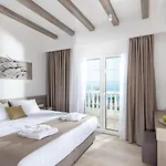 מלון Porto Greco Village 4*