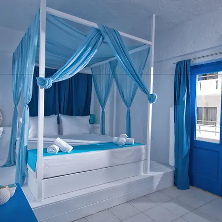 Porto Greco Village فندق