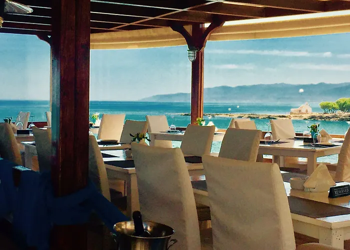 Porto Greco Village Hotel 4*